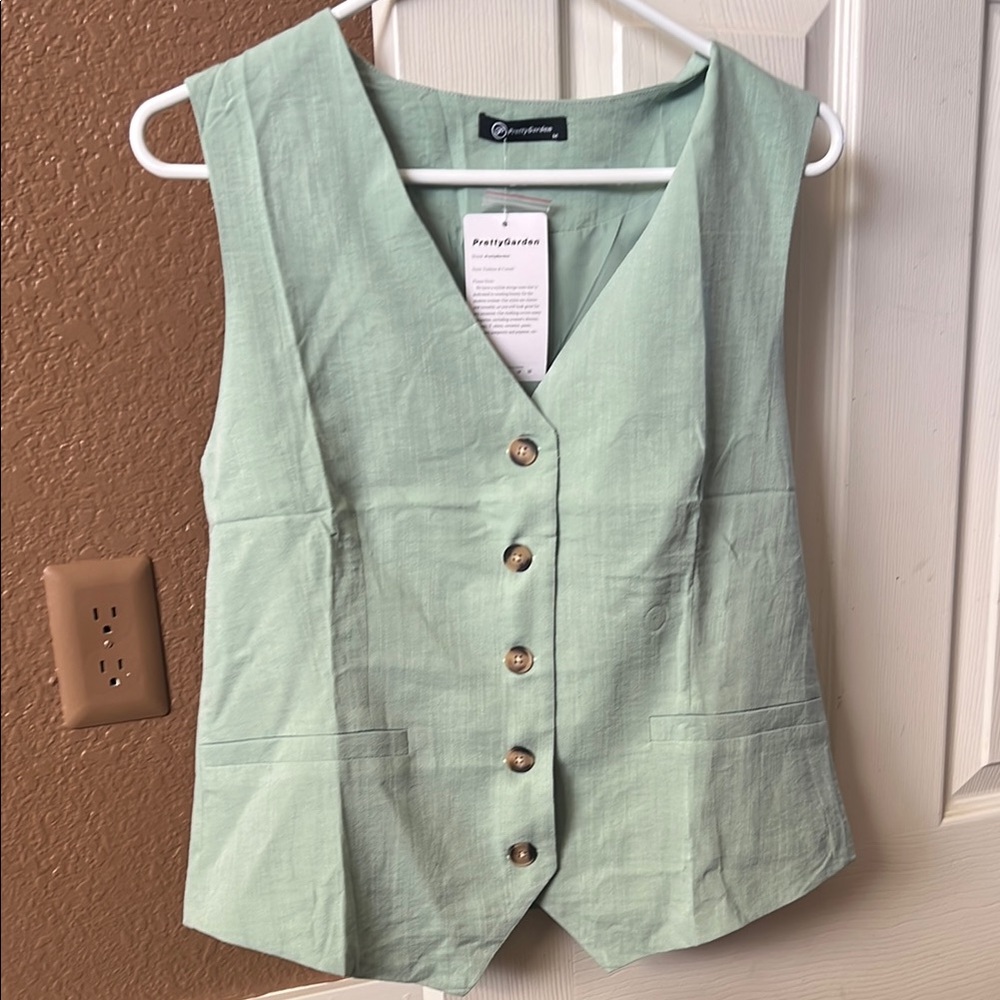 Mint Green Button-Up Vest